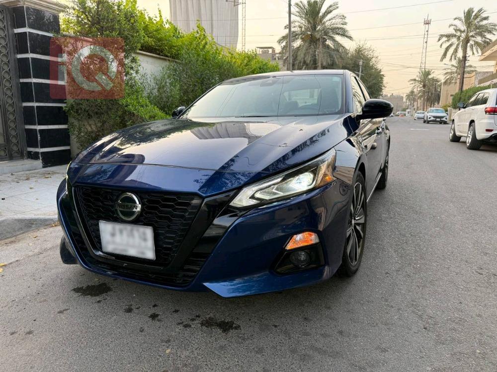 نیسان ئەلتیما